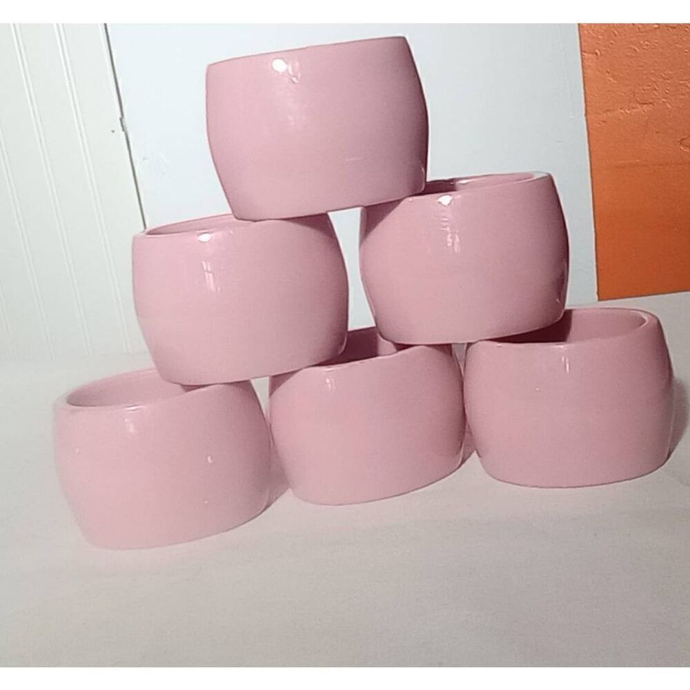 Vintage napkin rings, set of six. Color rose.